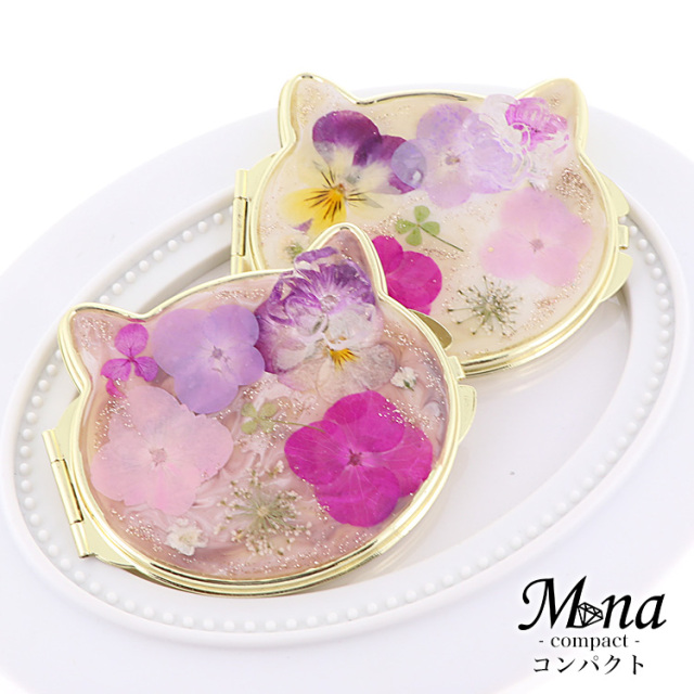 古い鏡 手作り 周りのお花が可愛いです^ - ^ 古い鏡 手作り 周りのお花が可愛いです^ - ^