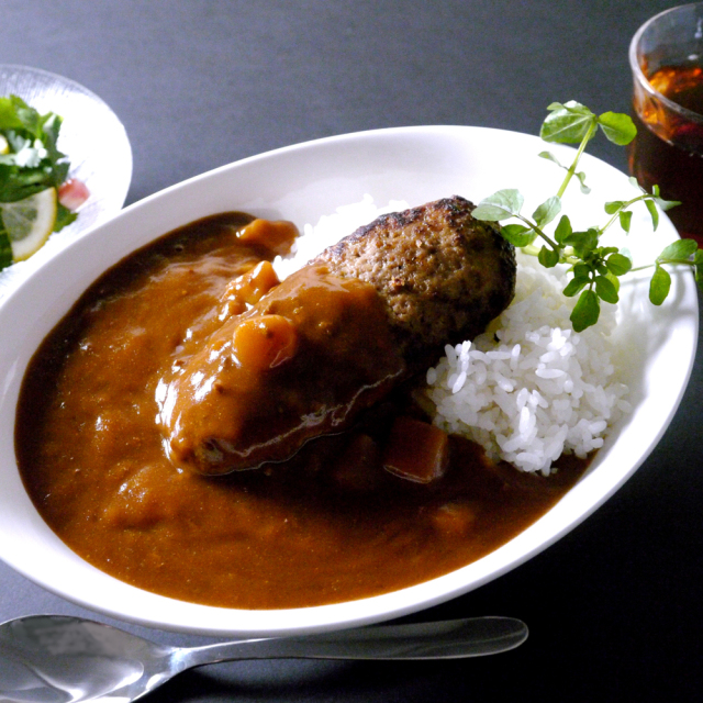 ハンバーグカレー