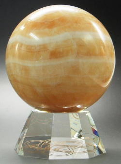 開運 天然石 大宝珠 黄螢石 アラゴナイト 3.2㎏ 鑑定書 箱 台座付き 送料無料＞天然大宝珠 黄蛍石/イエローフローライト丸玉 鑑定書付