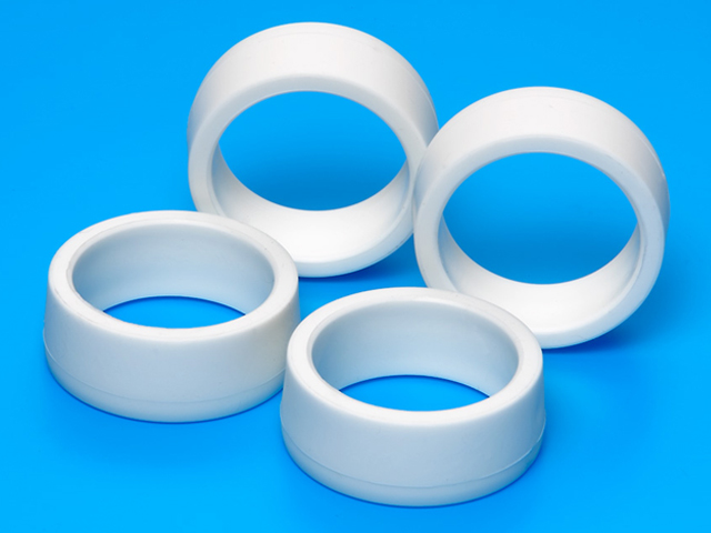 T15509　タミヤ　ローハイトオフセットトレッドタイヤ･ハード (ホワイト)