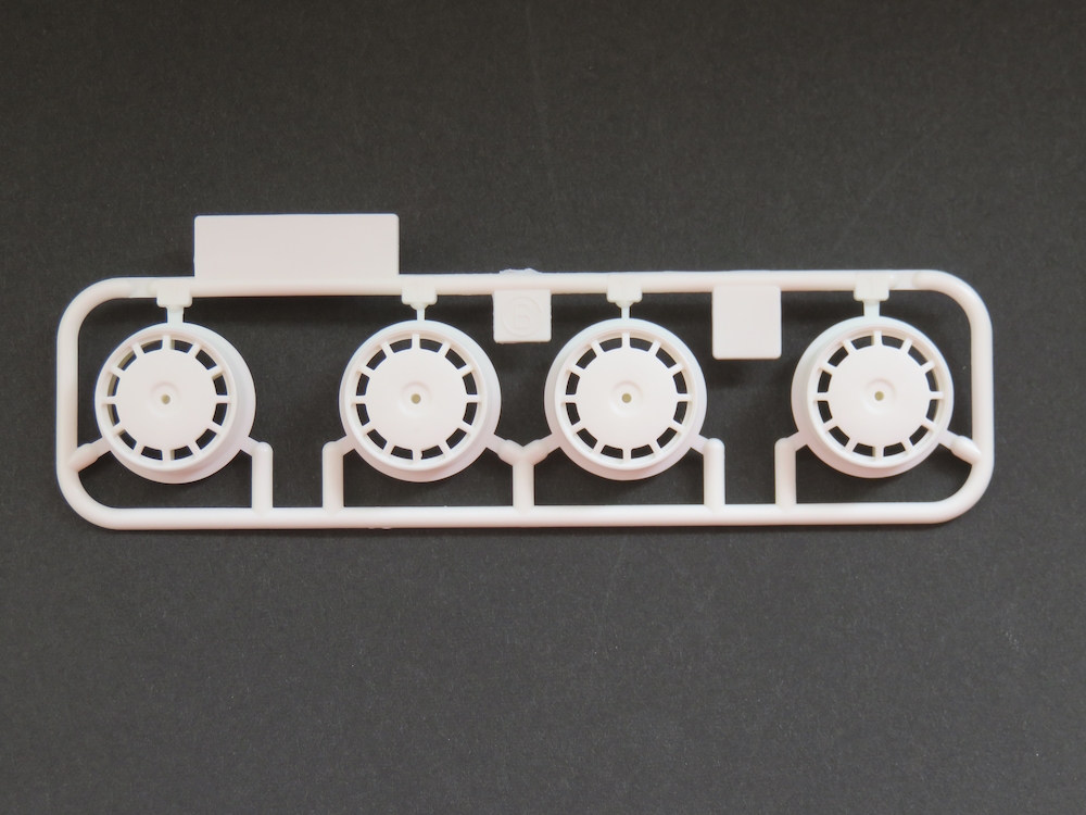 ローハイトディッシュホイールホワイト