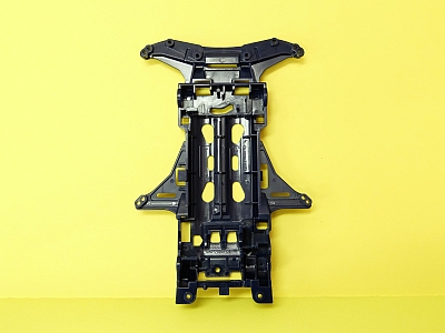 T31235 タミヤ アフターパーツ VSシャーシ（紺）