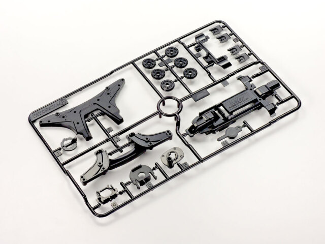 T18663　タミヤ　ライザン（MEシャーシ）