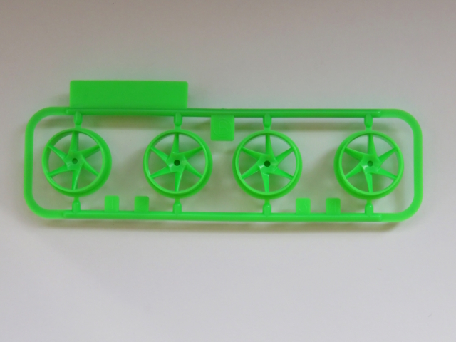 ローハイトスパイラル6本スポークホイールダークシルバー