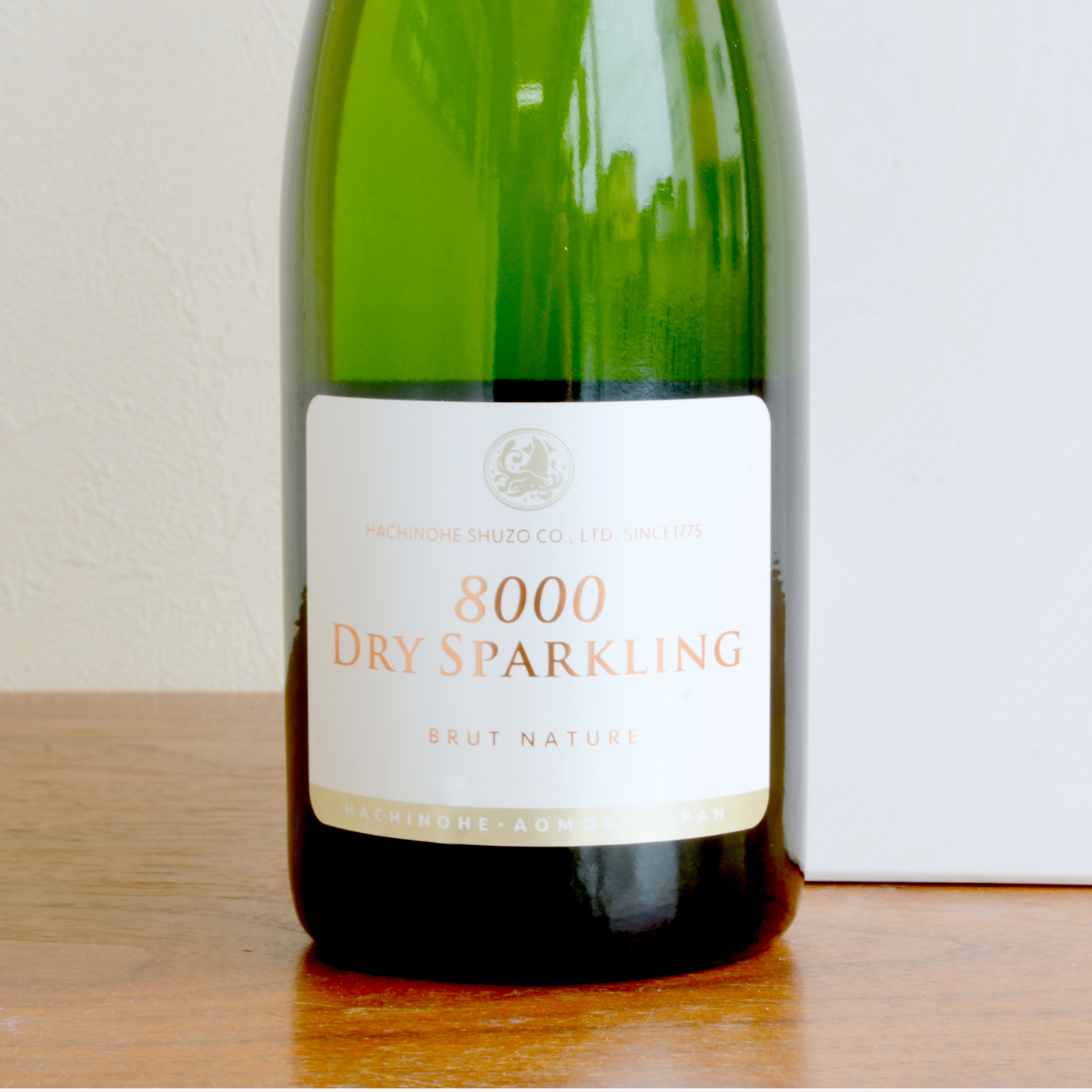 8000 DRY SPARKLING