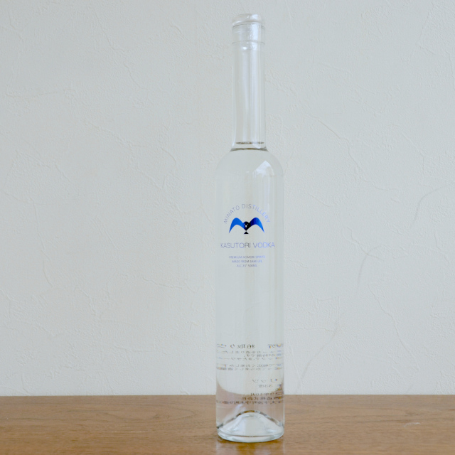 陸奥八仙　MINATO DISTILLERY 粕取りウォッカ500ｍｌ