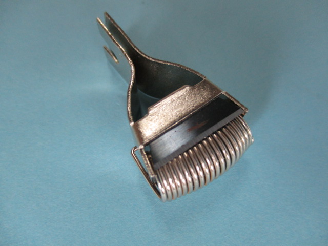 「長期在庫品」　NIPPO  NY-13　「押え棒取り付け用糸切器」