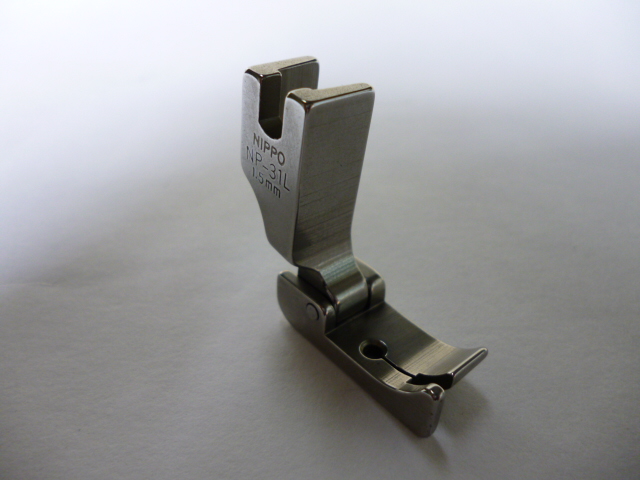 爪付き押え(左)  NP-31L