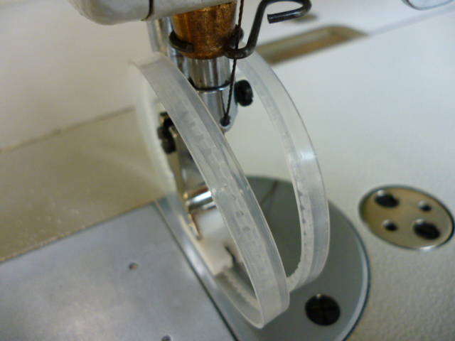 NTR-W  リング押えW(左右にリングが付く)