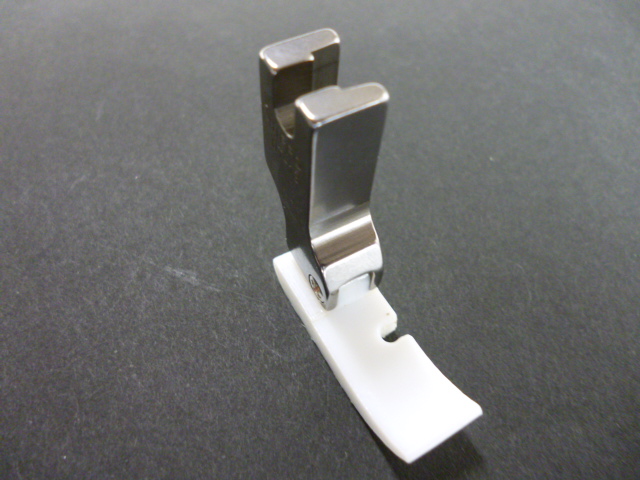 フッ素樹脂 (右端縫い押え)NT-11/NT-13