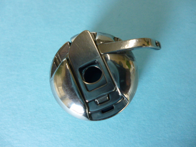 ボビンケース (JUKIカン止め用) (空転防止バネ入り) 「BC-LK(J4)-NBL