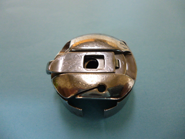 ボビンケース　(千鳥) (倍釜用)　　(トヨタLZ2-D530)　「BC-DBM(Z1)」