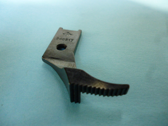 総合送り　(外押え) (240517) (左片押え歯付)