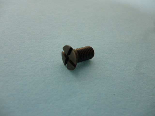 止めネジ　「針板止め」　「全長9.5mm」　「十字割」