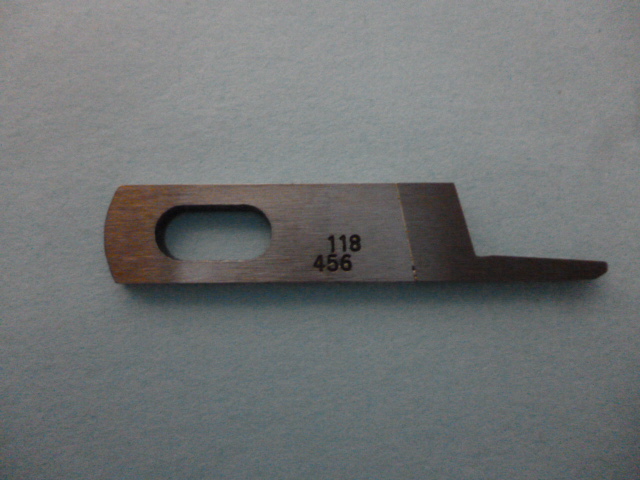 メス　(JUKI  MO2414上メス)