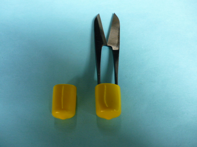 にぎりハサミ　(滑り止めキャップ)　(大小組)