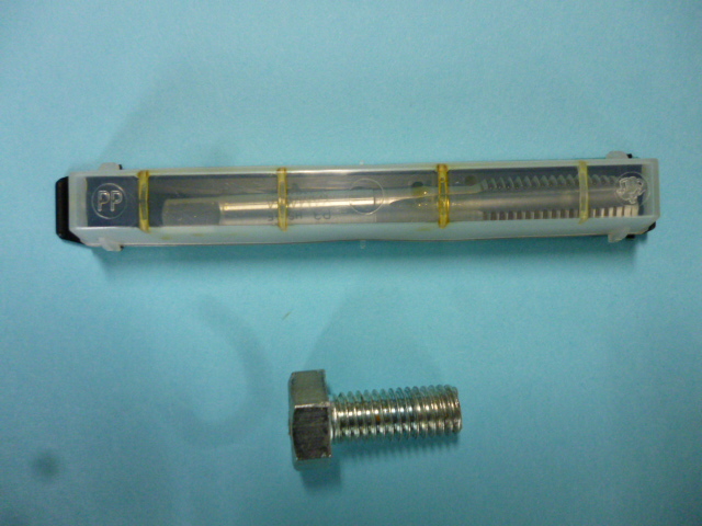 タップ　「金脚・ボルト穴用」