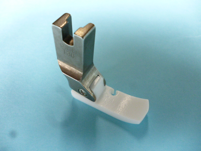 「長期在庫品」　SUISEI 　テフロン右端縫い押え　「T36」