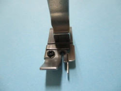 スイセイ　SG10/SG15/SG20/SG30/SG40/SG50 ・・・・・・  (右スプリングガイド付押え)