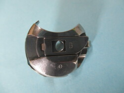 ボビンケース/ボビン　(倍釜の1.4倍用) (空転防止バネ入り)　【BC-HTM(761)】