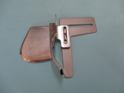 ニッポー　NB-16 (標準縁縫い用)   /   NB-16H(極厚テープ用)  (二つ折り) 縁縫い