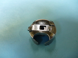 ボビンケース　(倍釜用) (空転防止バネ入り)　「BC-DBM(1)-NBL」