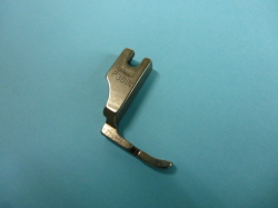 「中古」　スイセイP301N　「左端縫い固定押え」　「細幅」