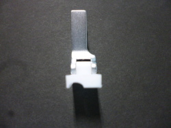 フッ素樹脂押え　(パイピング用)  NT-9