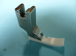 「長期在庫品」　SUISEI 　テフロン右端縫い押え　「T36N」