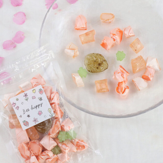 さくら舞う ひらり飴