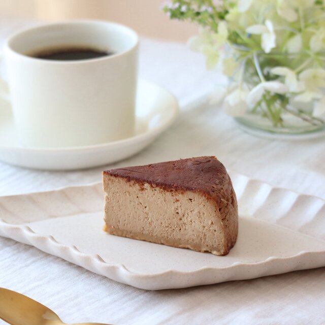 心はずむ・ティーセット　2024年6月ケーキセット