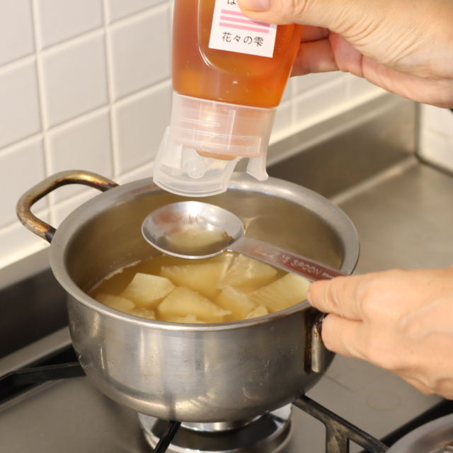 8周年定番３本　チューブイメージ