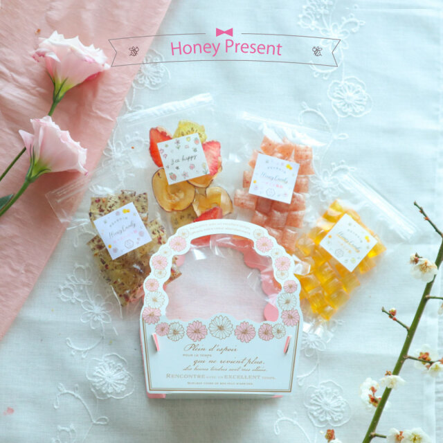 ハンドメイド✨コラボ商品✨ハチミツタレタレ✨ジョウロサボちゃん 値引きする ハンドメイド✨コラボ商品✨ハチミツタレタレ✨ジョウロサボちゃん フラワー/ガーデン