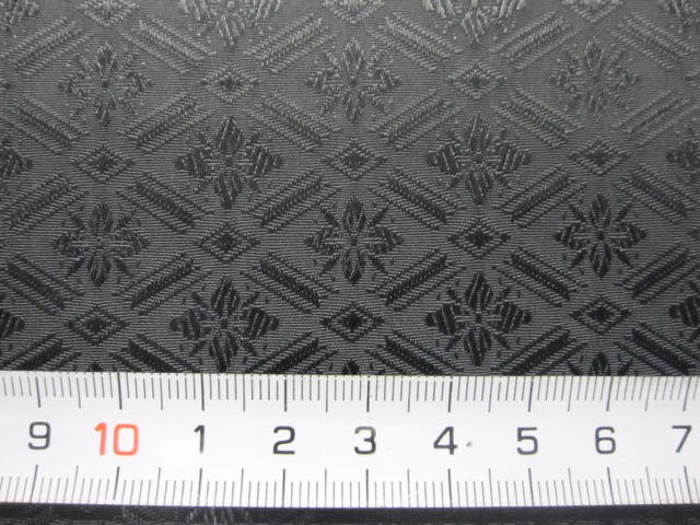 レーヨン生地  ★ カット柄物  ★ 四菱風柄  ★ No.6　★ 小物手芸やお人形の服に最適  ★ サイズ約 33cm×33cm  ★ 材質：レーヨン [rec-0006]