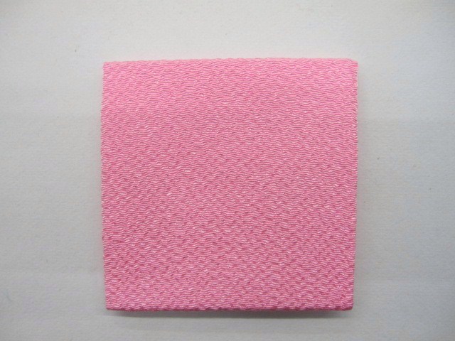 ちりめん生地 ★カット無地 ★No.6・濃ピンク ★ちりめん細工や小物手芸に最適 ★サイズ33cm×23cm ★材質・レーヨン [ch-0006]