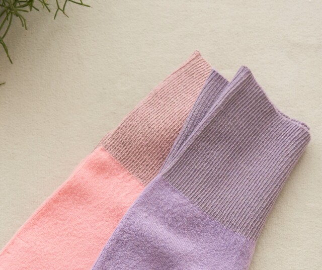 腹巻付きパンツ　銀部分アップ