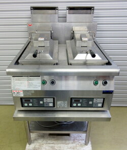 2021年 マルゼン ガス自動餃子焼器 MAZ-44S W650×D750×H700mm 都市ガス13A 単相100V フタ取り外しタイプ 作業台付属