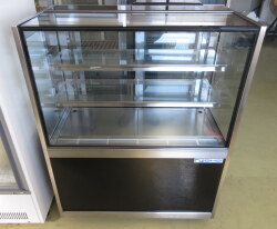 ohgf-atxa-900-01_01.jpg