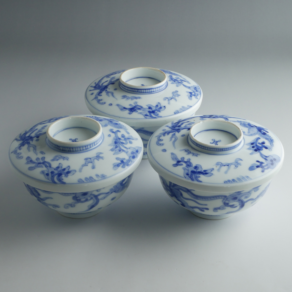 径13.5cm　煮物碗／平椀　「雨龍文」  明治～大正期 ３客セット