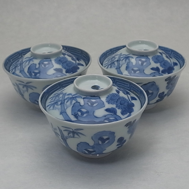 送料無料　本物保証　明時代花草文青華平碗　径15ｃｍ　④ 送料無料 本物保証 明時代花草文青華平碗 径15cm ④ 青花