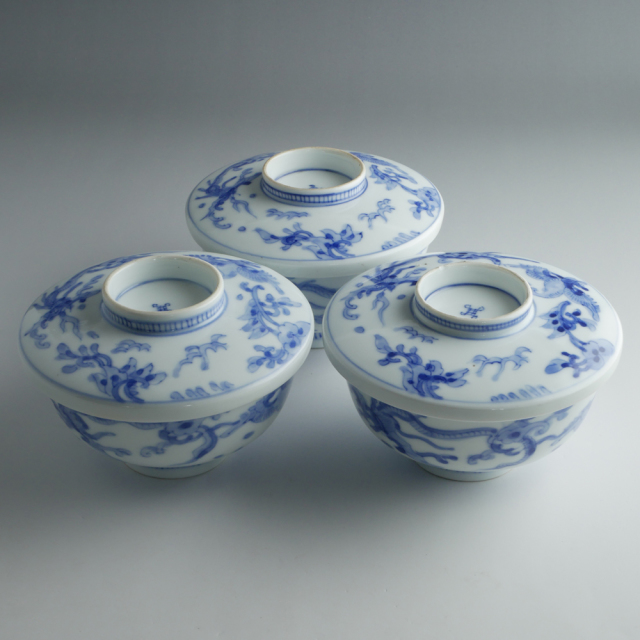 径13.5cm　煮物碗／平椀　「雨龍文」  明治～大正期 ３客セット