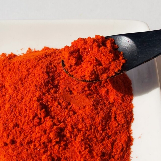 国産　香川本鷹パウダー　中身