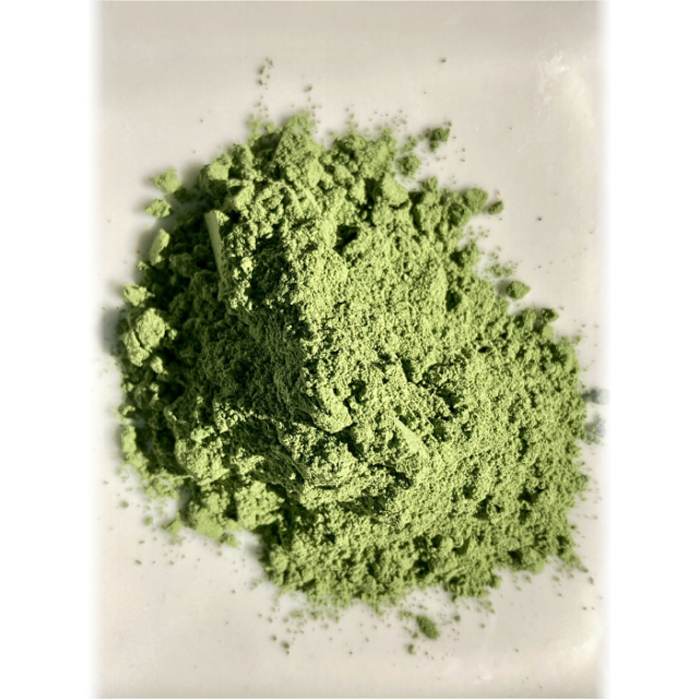 国産　桑葉パウダー　中身