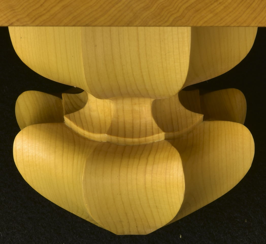 本榧将棋盤　脚取り替え　手彫り 上