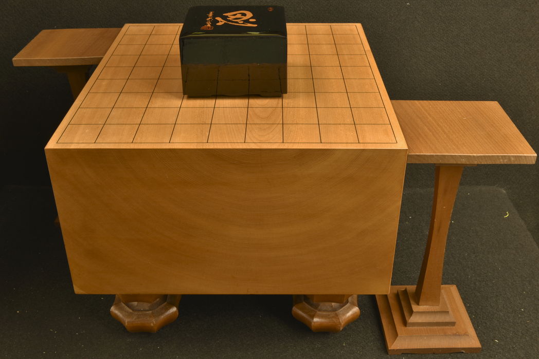 将棋盤　本桂６０号松印　駒台、駒箱付