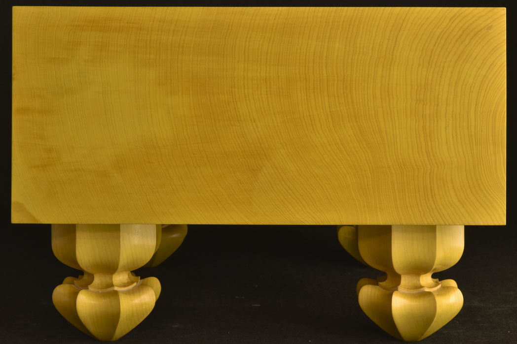 碁盤　本榧(日本産)  6寸2分天地柾   本蛤碁石40号雪印 本榧(日本・日向産)碁笥付き