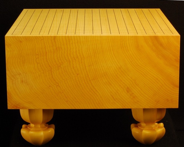 【国産　本榧　3寸卓上碁盤　柾目】 本榧碁盤 国産 本榧 3寸卓上碁盤 柾目】 国産 本榧 3寸