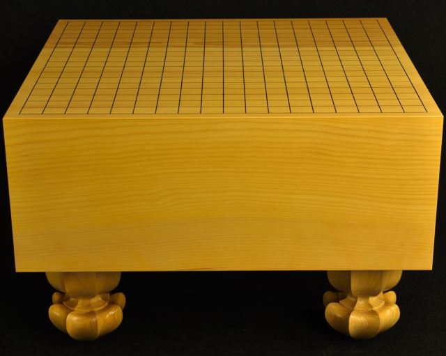 本榧 碁盤 柾目 60号 繊細 超重量 希少 約19㎏ 本寸サイズ 本榧脚付将棋盤 8寸柾目 181291