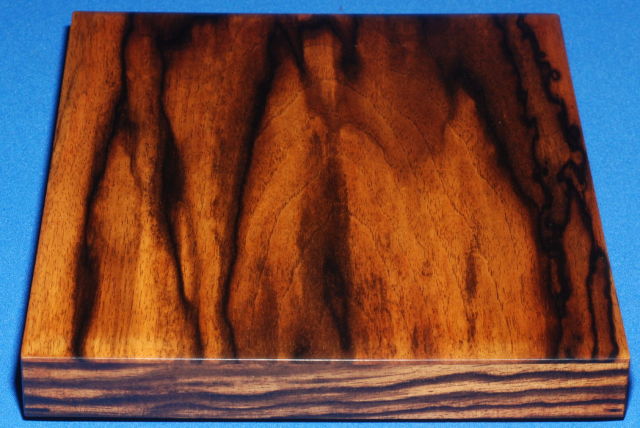 吉田宏介作 駒平箱 黒柿 摺漆