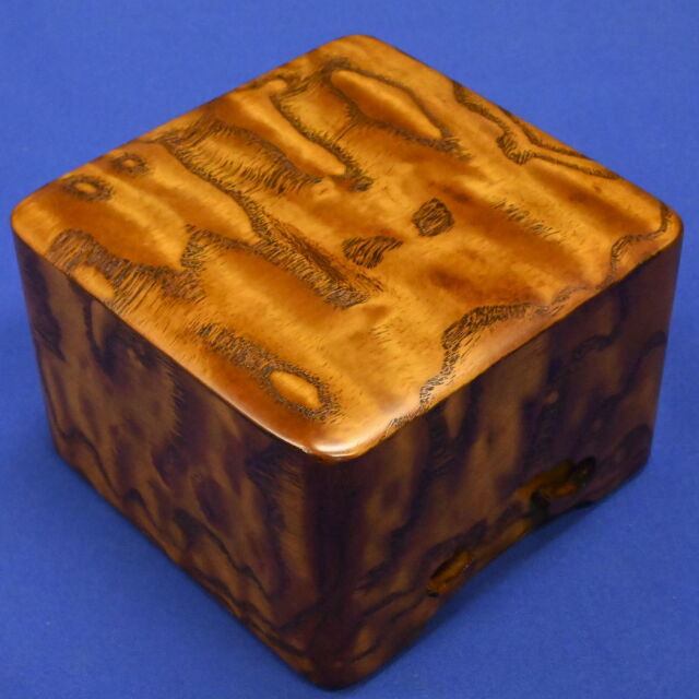 梻(タモ)製円形盆 黄褐色 木目模様 箱付き 梻(タモ)製円形盆 黄褐色 木目模様 箱付き 選べるサイズ！】白木塗タモ